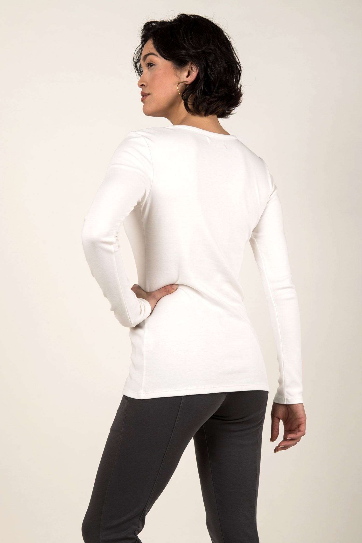 Essential Long Sleeve Scoop